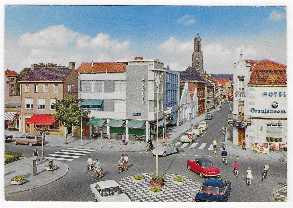 Weert rotonde wilhelminasingel gelopen ansichtkaart (B 2901, Ophalen of Verzenden, 1960 tot 1980, Gelopen