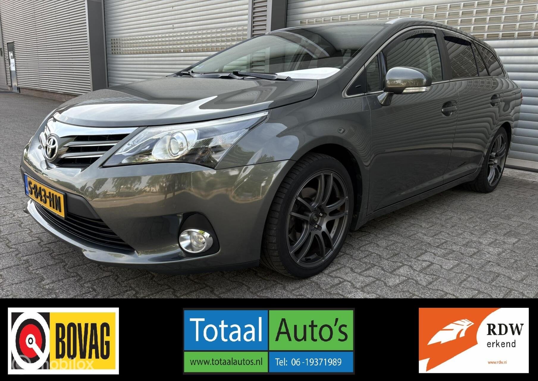 Toyota Avensis 1.8 VVTi Dynamic Business*CRUISE*TREKH*APPLE, Auto's, Toyota, Euro 5, 15 km/l, 4 cilinders, 1435 kg