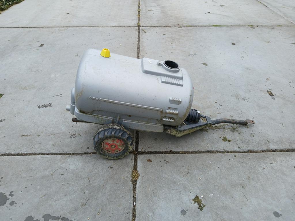 Giertank voor achter de traptrekker opknapper, Ophalen, Gebruikt, Overige merken