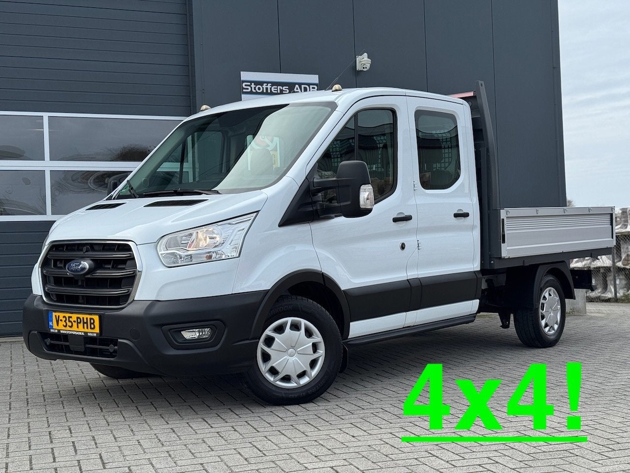 Ford Transit 350 2.0 TDCI L2H1 DC Trend 4WD | Open laadbak |, Auto's, Bestelauto's, Keurmerk '100% Onderhouden', 4 cilinders, Wit