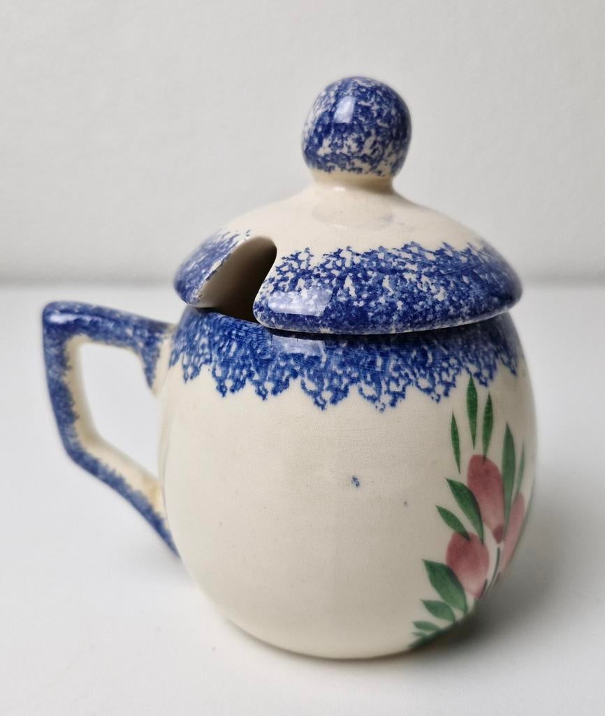 Mosterdpotje met deksel en handvat van Henriot Quimper, Antiek en Kunst, Antiek | Keramiek en Aardewerk, Ophalen of Verzenden