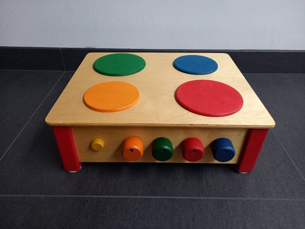 Houten kinderfornuis, Ophalen, Zo goed als nieuw, Meubelstuk of Keukentje