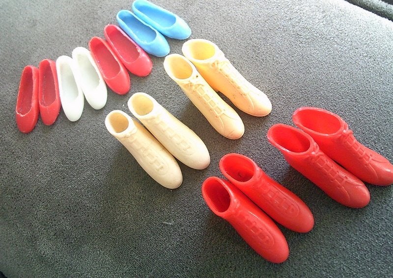 Vintage 8 paar barbie schoentjes japan/hongkong, Ophalen of Verzenden, Gebruikt, Accessoires