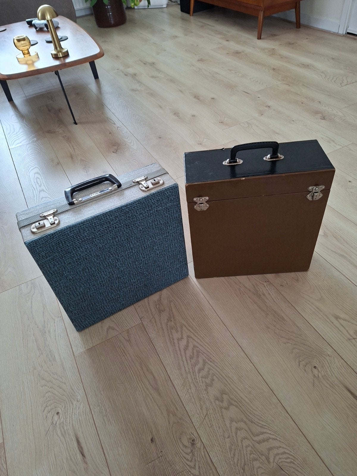 Vintage platenkoffers (2 stuks), Ophalen of Verzenden