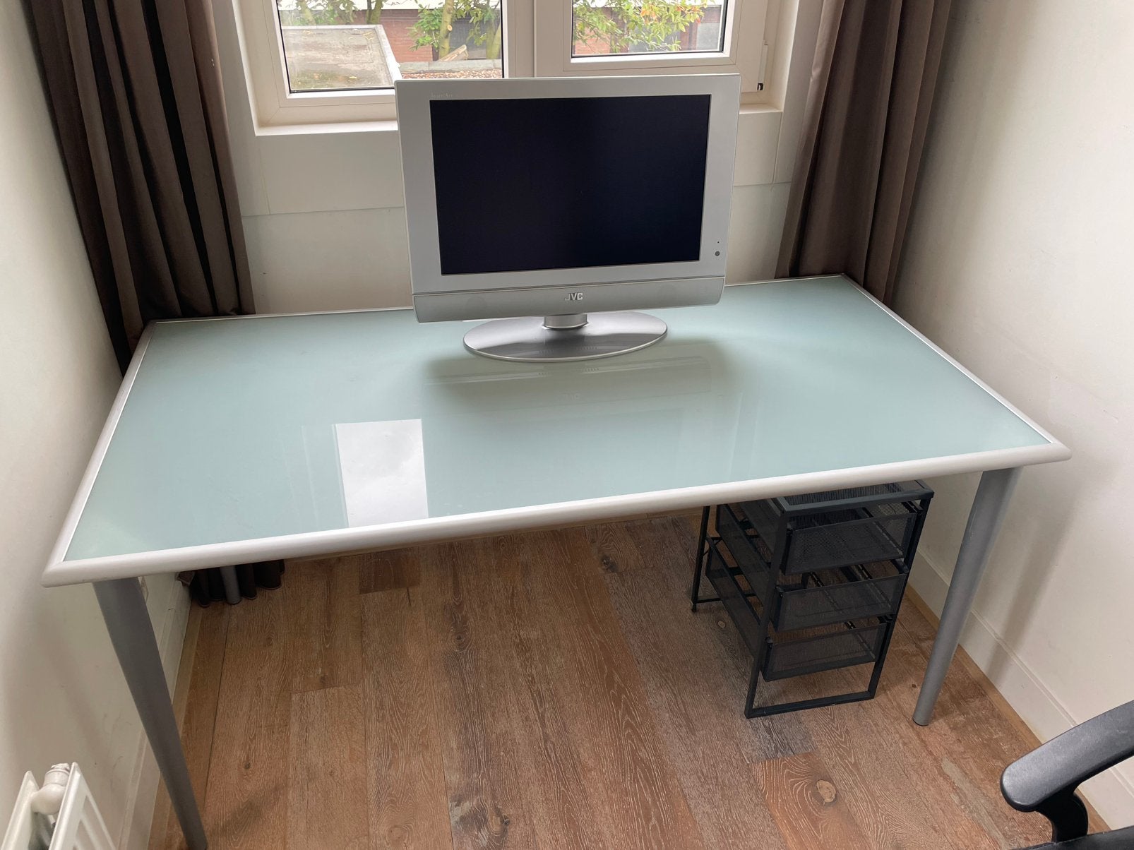 IKEA VIKA LAURI glazen tafel/bureau, Gebruikt, Glas, 150 tot 200 cm, Vier personen