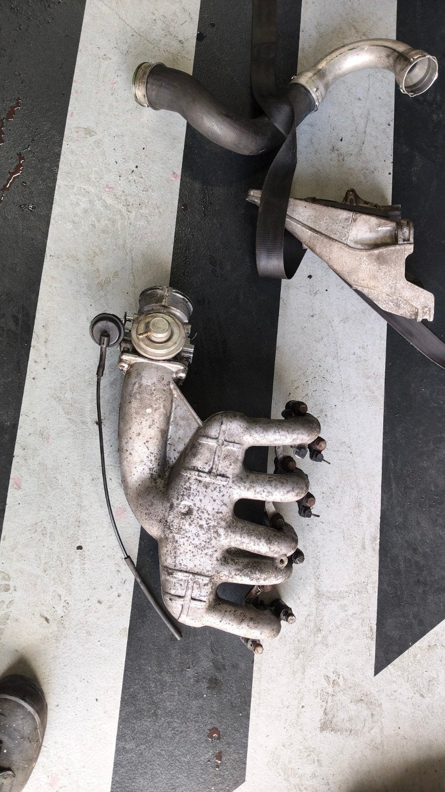inlaatspruitstuk vw T5 2.5 tdi Axe axd motor, Ophalen of Verzenden, Gebruikt, Volkswagen