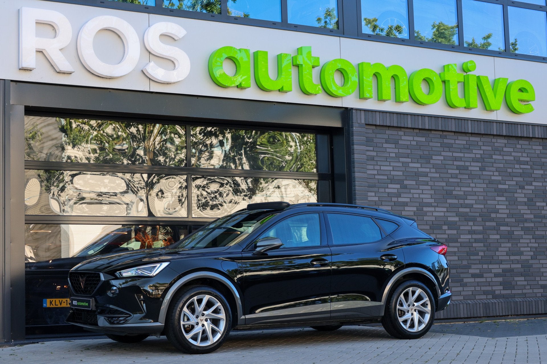 CUPRA Formentor 1.4 e-Hybrid Business | BTW | PANO | CAMERA, Auto's, Dealer onderhouden, Stof, Gebruikt, 4 cilinders