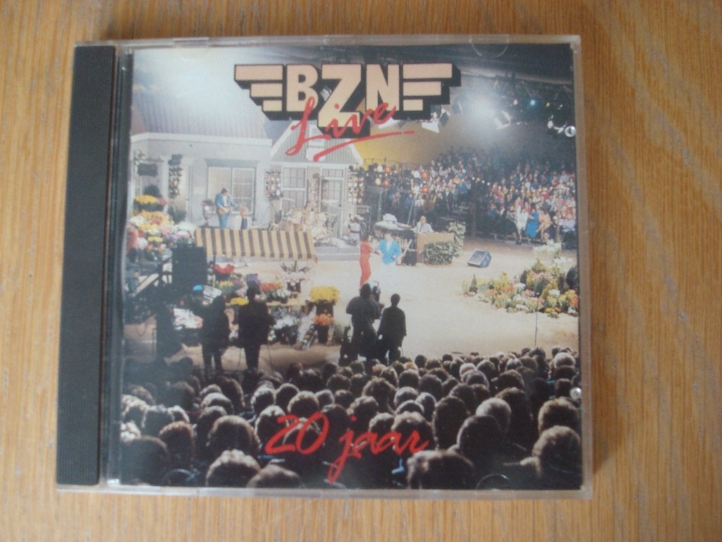 Cd BZN live 20 jaar, Cd's en Dvd's, Cd's | Pop, Ophalen of Verzenden, Zo goed als nieuw