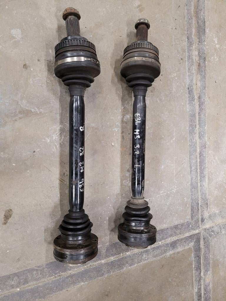 E36 m3 aandrijfassen en cardanas  3.2 ( s50b32  swap ), Auto-onderdelen, Ophalen of Verzenden