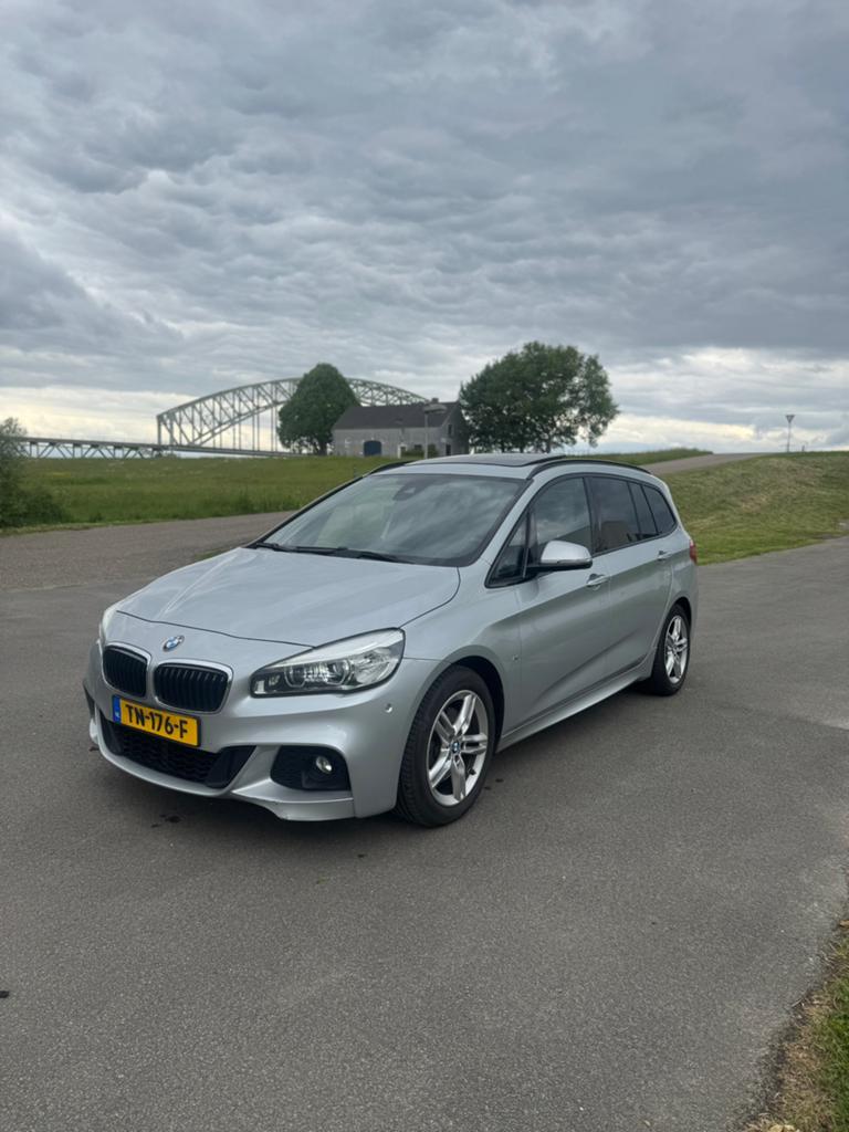 BMW 2-SERIE GRAN TOURER 218i High Executive M Sport, 136 pk, 2-Serie Gran Tourer, Leder, 75 €/maand