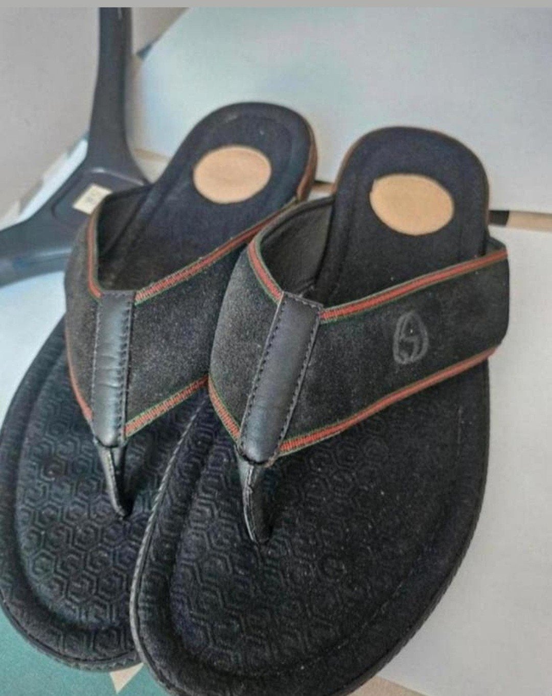 Gucci  42.5, Ophalen of Verzenden, Zo goed als nieuw