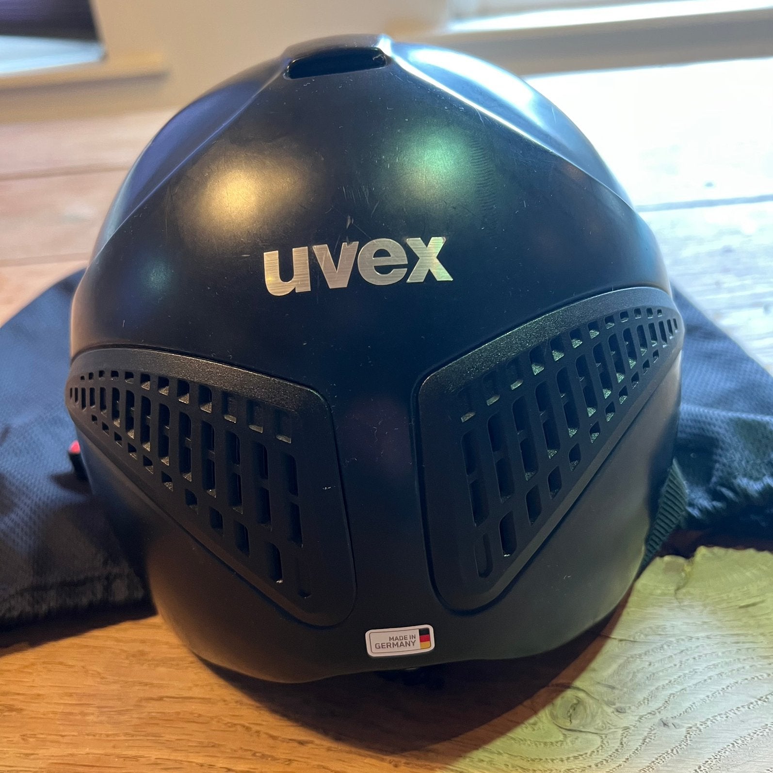 UVEX exxential lll paardijcap maat s/m, Dieren en Toebehoren, Gebruikt, Overige typen, Ophalen of Verzenden, Veelzijdigheid