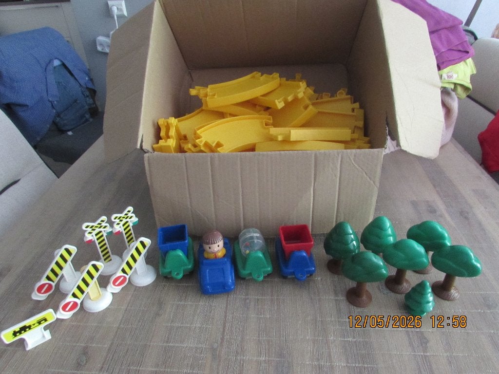 treinrails met accesoires, Kinderen en Baby's, Ophalen of Verzenden, Zo goed als nieuw, Overige typen