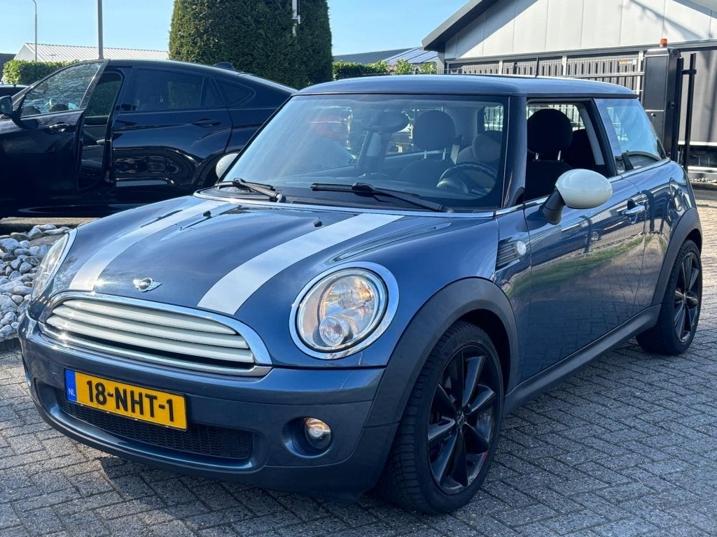 MINI Mini 1.6 One Minimal 2010 Dealer Onderhouden (bj 2010), Auto's, Mini, Voorwielaandrijving, Euro 5, 4 cilinders, Bedrijf