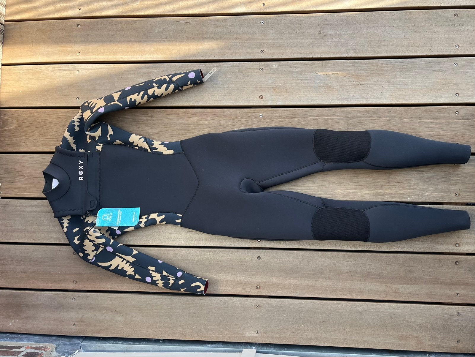 Roxy 4/3 front zip wetsuit size 6 (natural rubber), Watersport en Boten, Ophalen of Verzenden, Nieuw, Overige typen