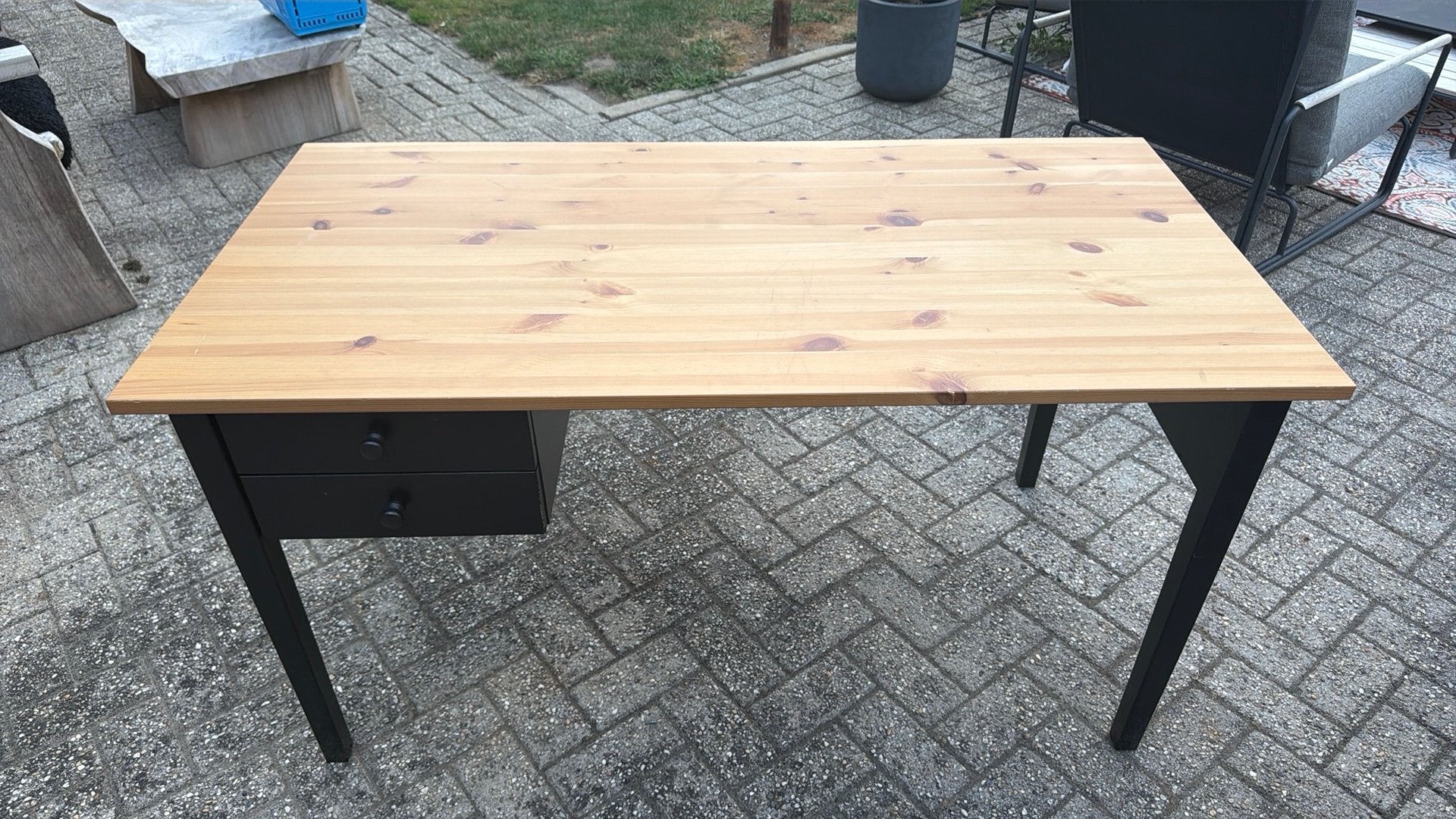 IKEA Arkelstorp bureau, Huis en Inrichting, Bureaus, Ophalen, Zwart, Gebruikt, Schoolbureau