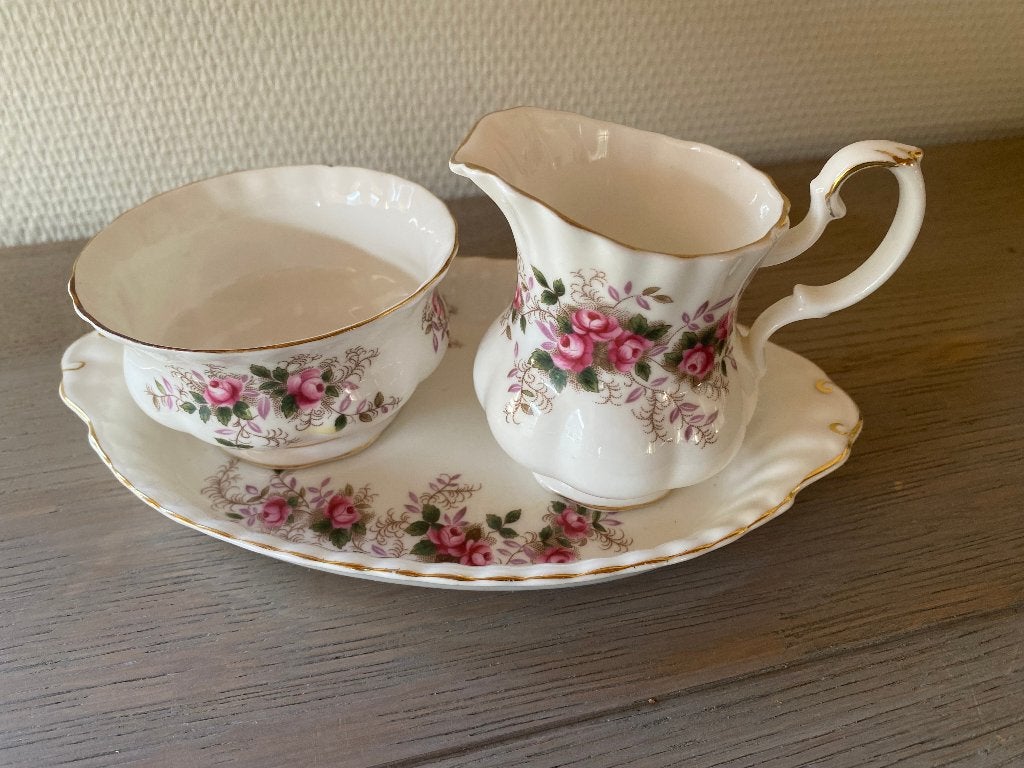 Royal Albert melk en suikerset met dienblad – Lavender Rose, Ophalen of Verzenden