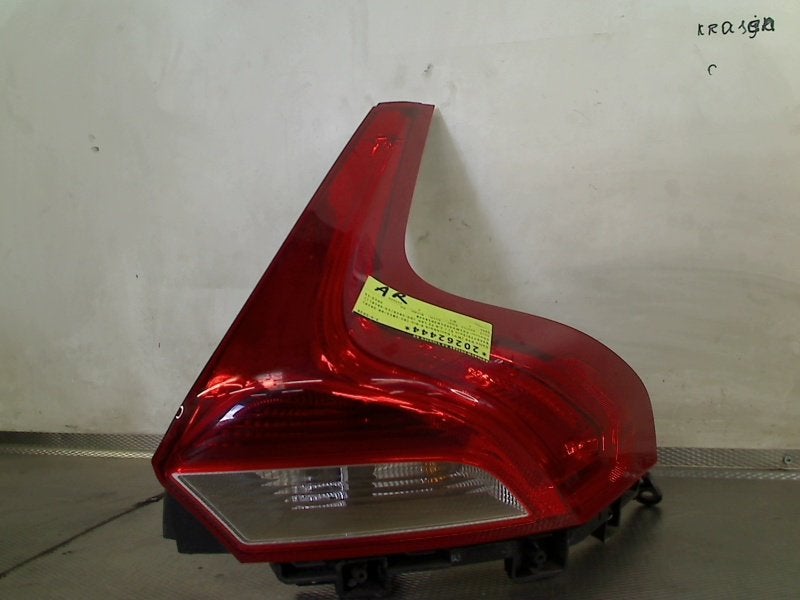Achterlicht Rechts Volvo V40 (MV) (2012-03/2016-12) 31283340, Auto-onderdelen, Gebruikt, Siegburger Straße 229, Köln 50679, , Duitsland