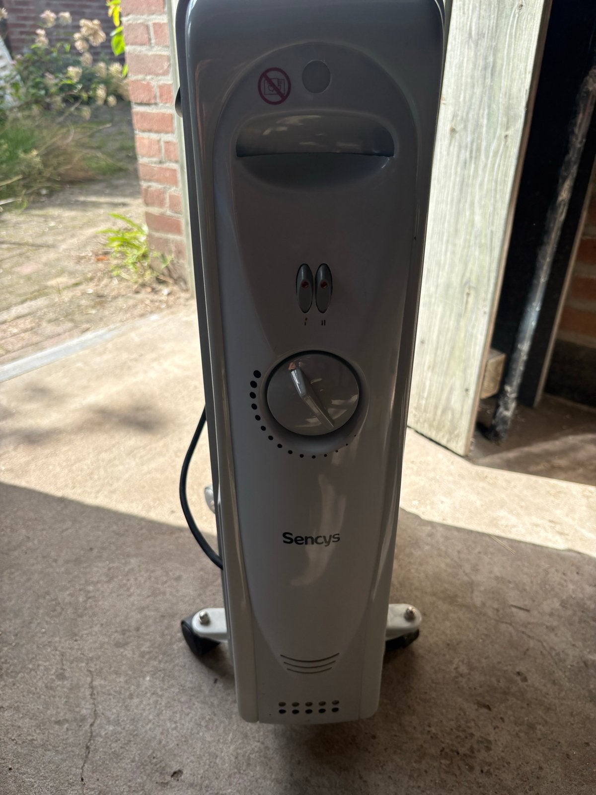 Sencys Oliegevulde Radiator 2000W, Ophalen of Verzenden, Gebruikt