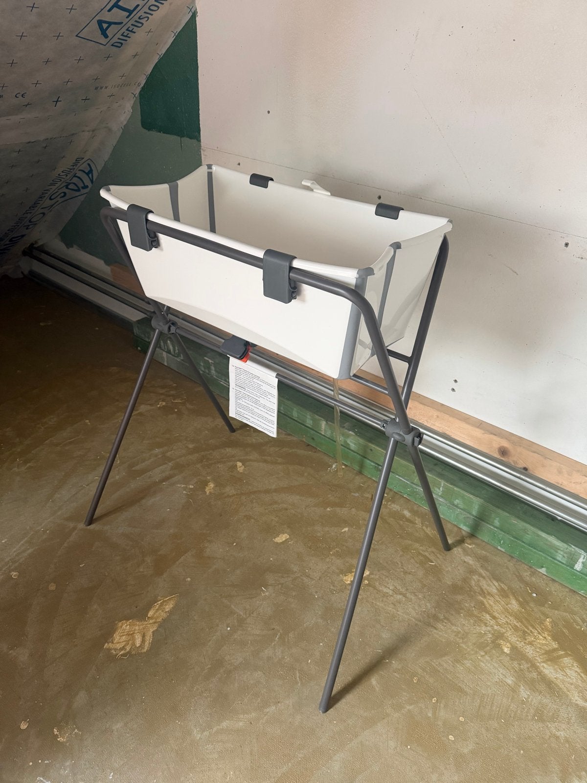 Stokke Flexi Bath opvouwbaar babybadje met standaard, Kinderen en Baby's, Ophalen, Zo goed als nieuw, Badje, Overige merken