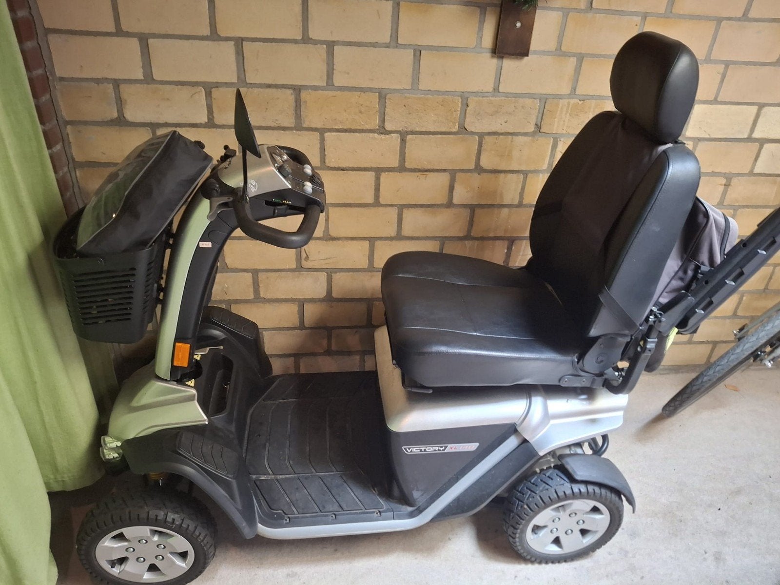 Mooie pride xl scootmobiel, Ophalen, Zo goed als nieuw, Pride, 16 km/u of meer