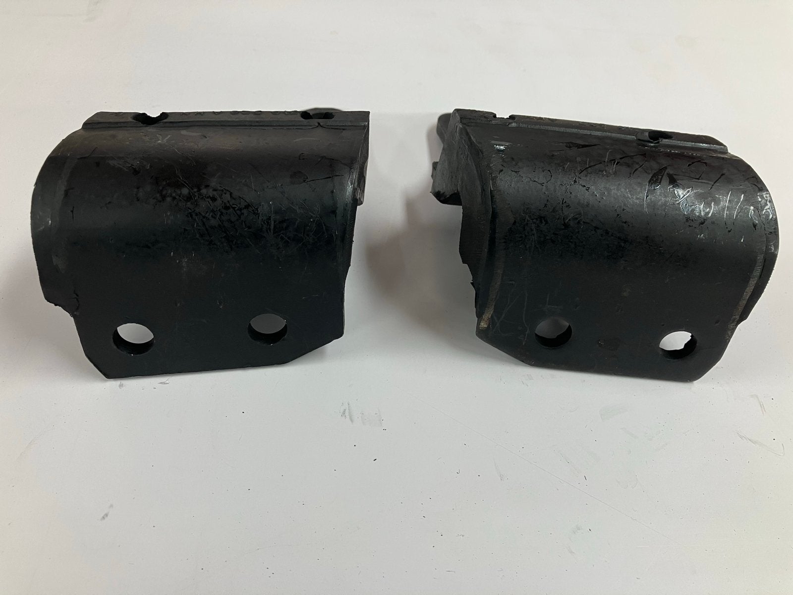 Motorsteunen rubbers 1957 Oldsmobile, Auto-onderdelen, Usa, Nieuw, Ophalen of Verzenden, Motor steun