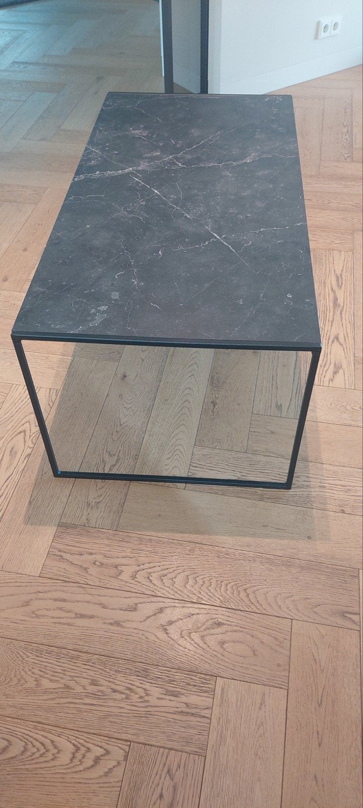 Salontafel marmerlook met zwarte industriële poten, Ophalen, Rechthoekig, 100 tot 150 cm, 50 tot 100 cm