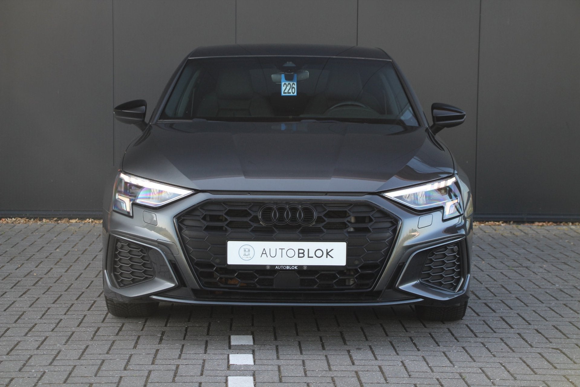 Audi A3 Sportback 45 TFSI e S edition Competition | Stoelver, Auto's, Audi, Voorwielaandrijving, Gebruikt, Zwart, 4 cilinders