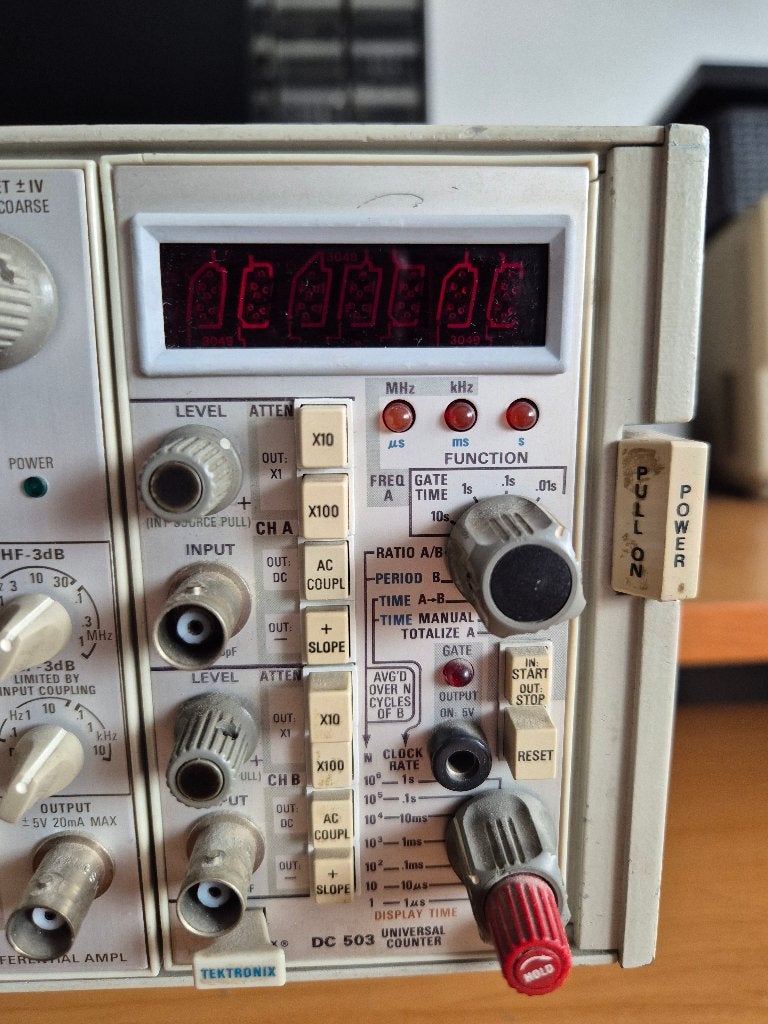 Tektronix TM504 + 4 TM500 plug-ins – AM502 / PS503 / DC503, Hobby en Vrije tijd, Ophalen of Verzenden, Gebruikt