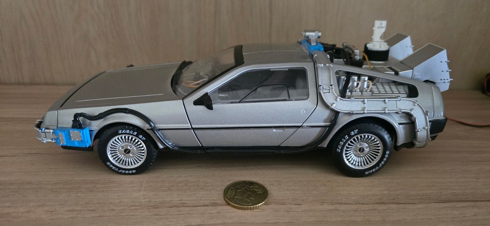 Delorean Back to the Future modelauto met verlichting, Overige merken, Auto, 1:32 tot 1:50, Ophalen of Verzenden