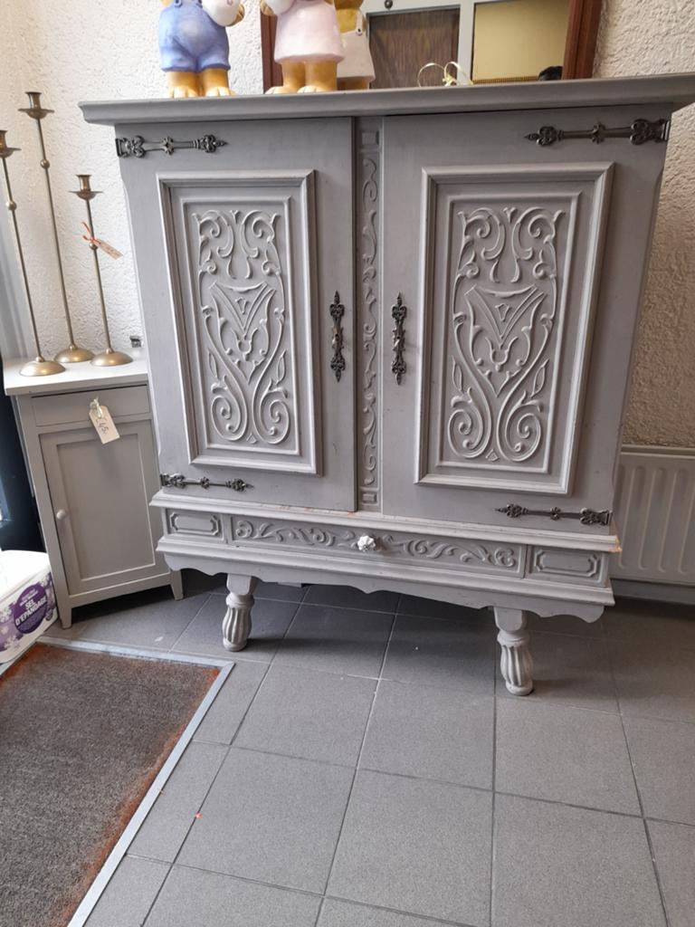 Brocante kast met veel opbergruimte, Huis en Inrichting, Kasten | Buffetkasten, Zo goed als nieuw, Minder dan 100 cm, 25 tot 50 cm