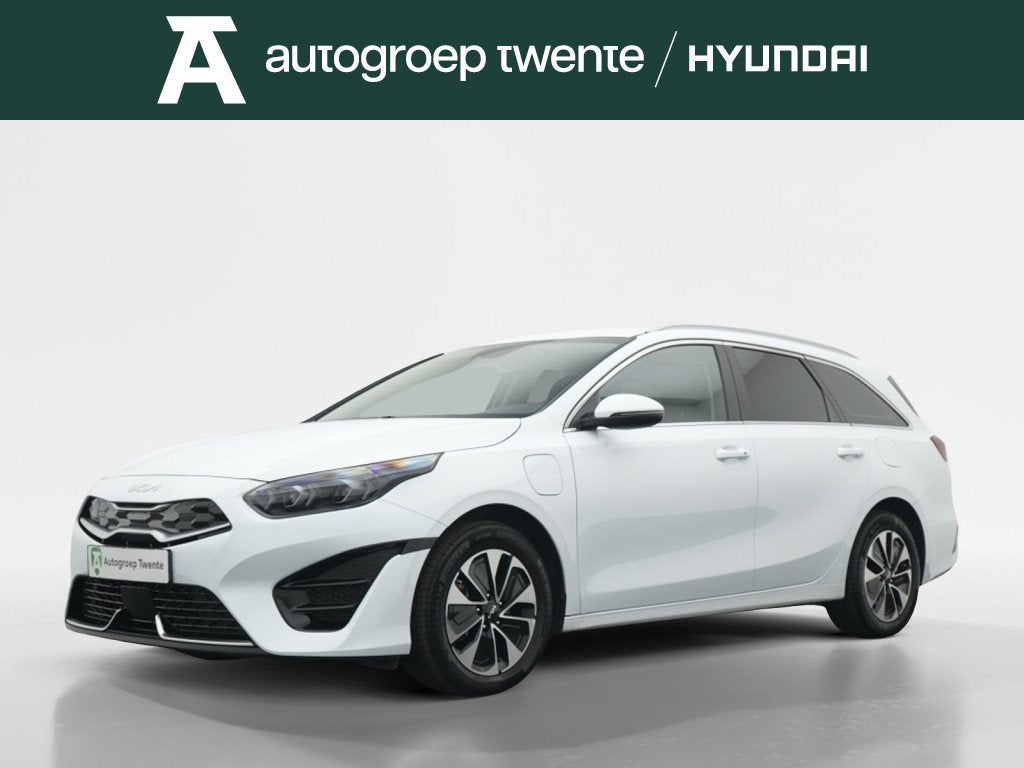 Kia Ceed Sportswagon 1.6 GDi PHEV DynamicLine | Camera | Car