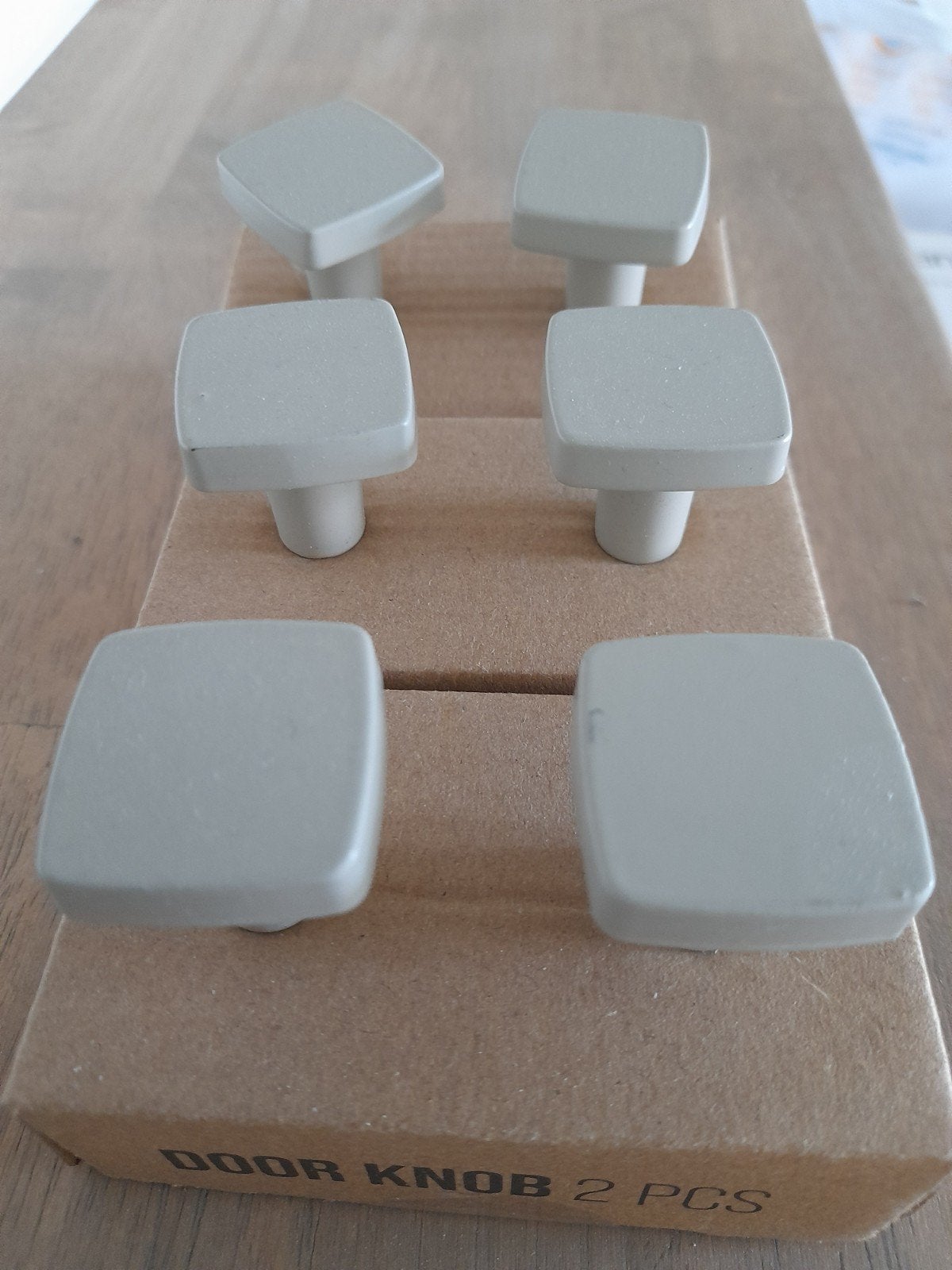 6x nieuwe zand/beige vierkant kast knoppen, Ophalen of Verzenden, Nieuw