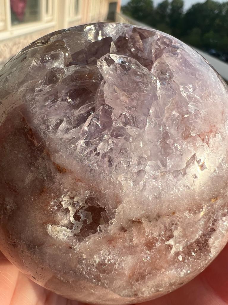 Extra Large Pink Amethyst Sphere with Druzzy pockets& quartz, Ophalen of Verzenden