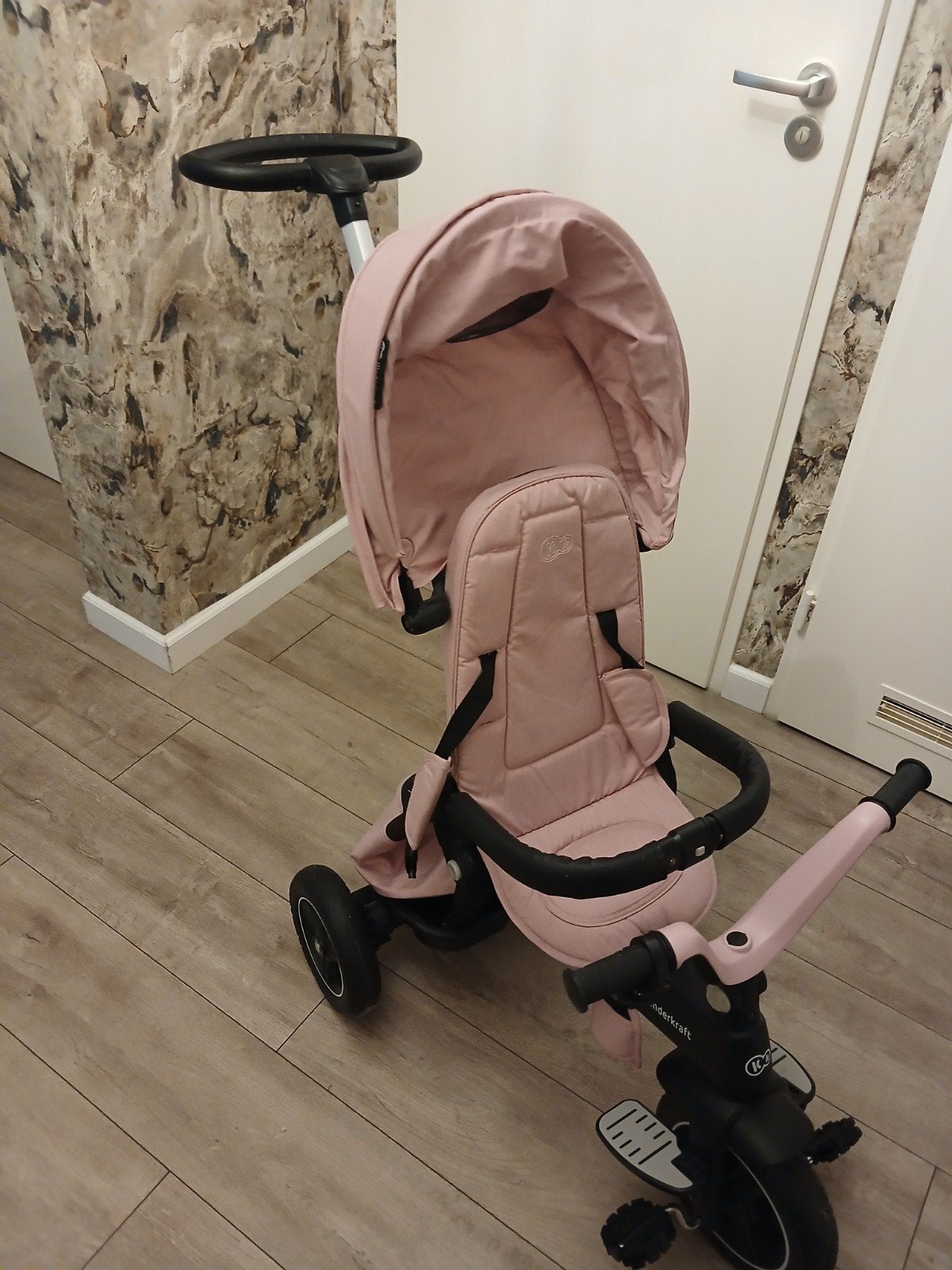 ​Prachtige en handige Kinderkraft driewieler (Roze) e, Fietsen en Brommers, Ophalen, Terugtraprem, Kinderkraft, Zo goed als nieuw