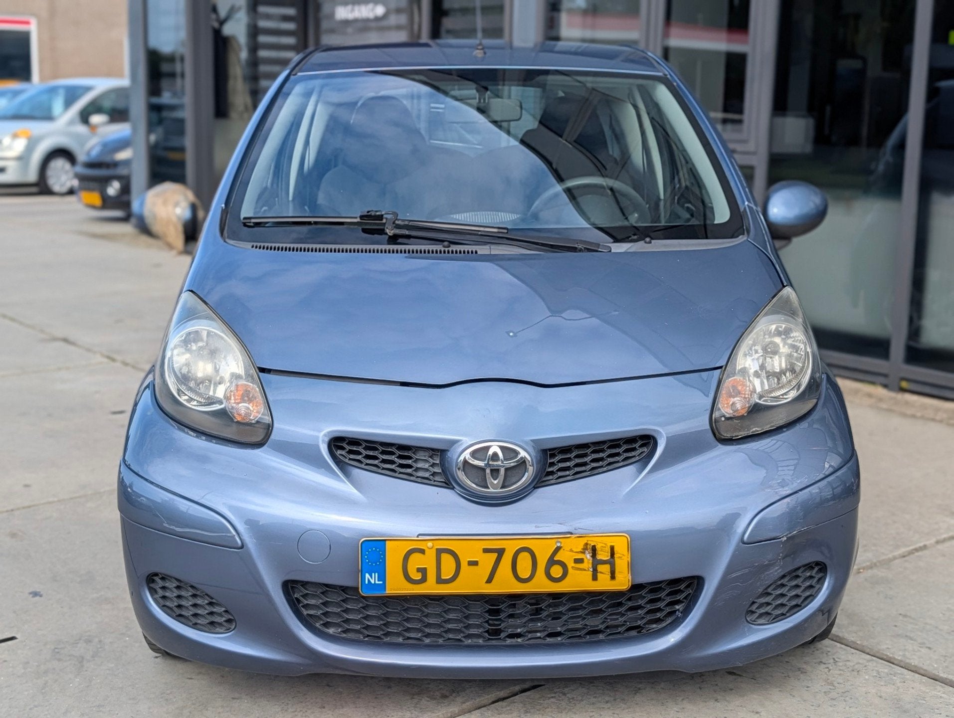 Toyota Aygo 1.0-12V Access - Airco - Elek ramen, Voorwielaandrijving, Gebruikt, Startonderbreker, 68 pk