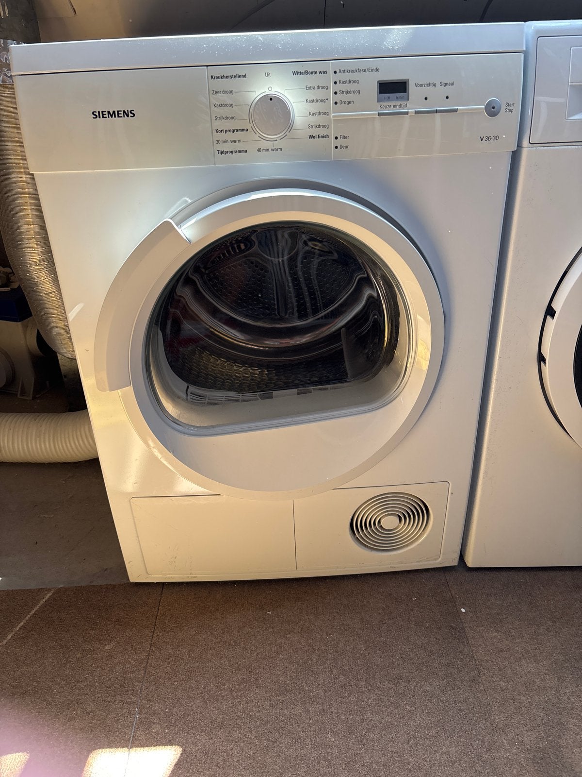 Siemens V36-30 Luchtafvoer Wasdroger - Wit, Ophalen, 6 tot 8 kg, Gebruikt, Luchtafvoer
