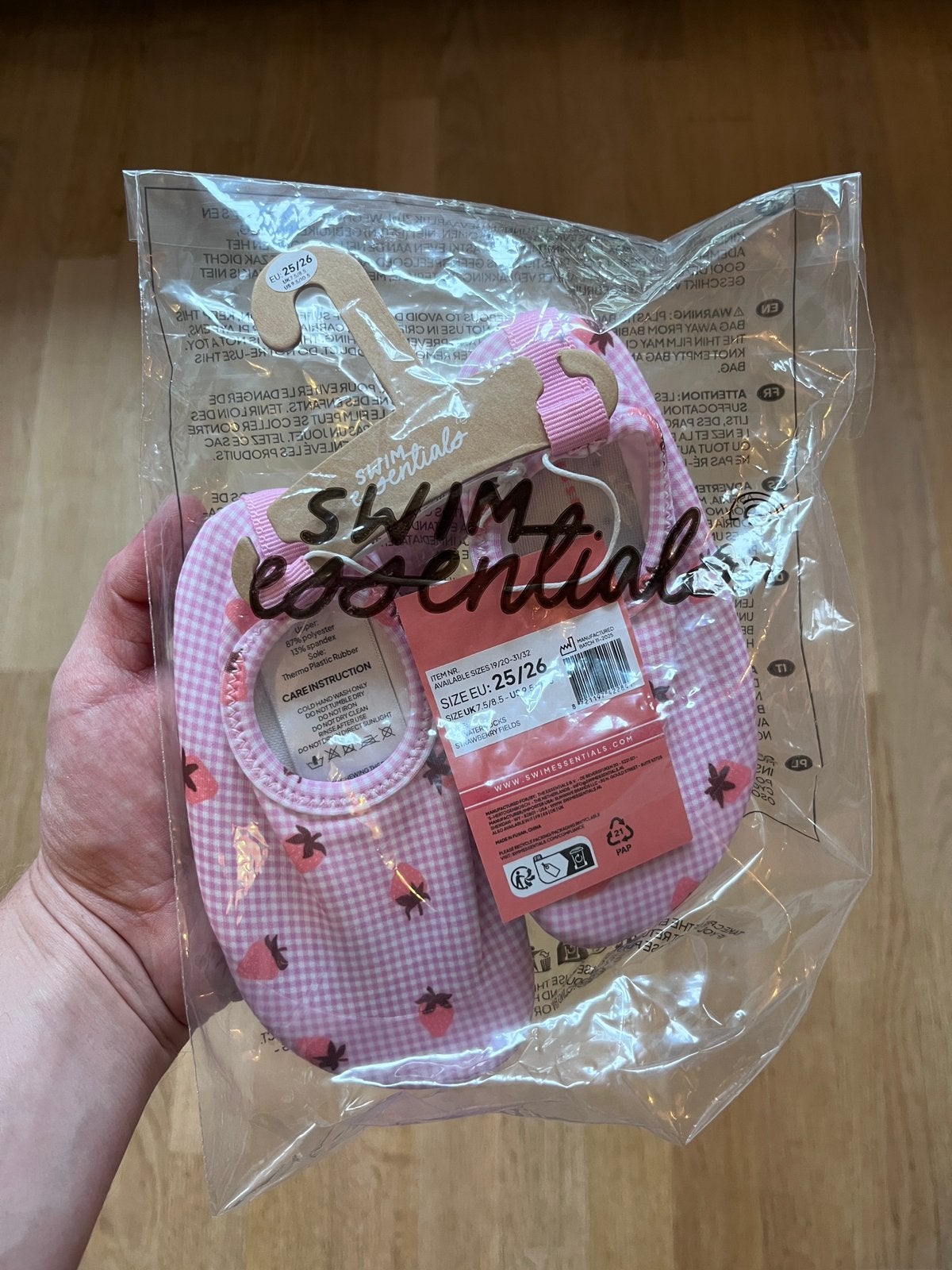 Swim Essentials zwemsokken/waterschoentjes 25/26, Kinderen en Baby's, Babykleding | Baby-zwemkleding, Ophalen of Verzenden, Nieuw