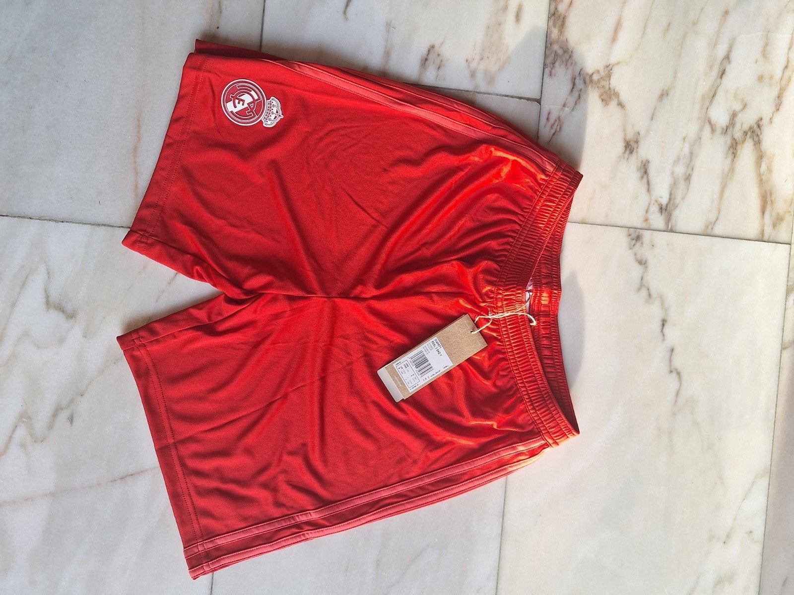 Adidas Real Madrid Voetbalshort Rood Maat 164 Nieuw, Ophalen of Verzenden, Nieuw, Adidas, Jongen
