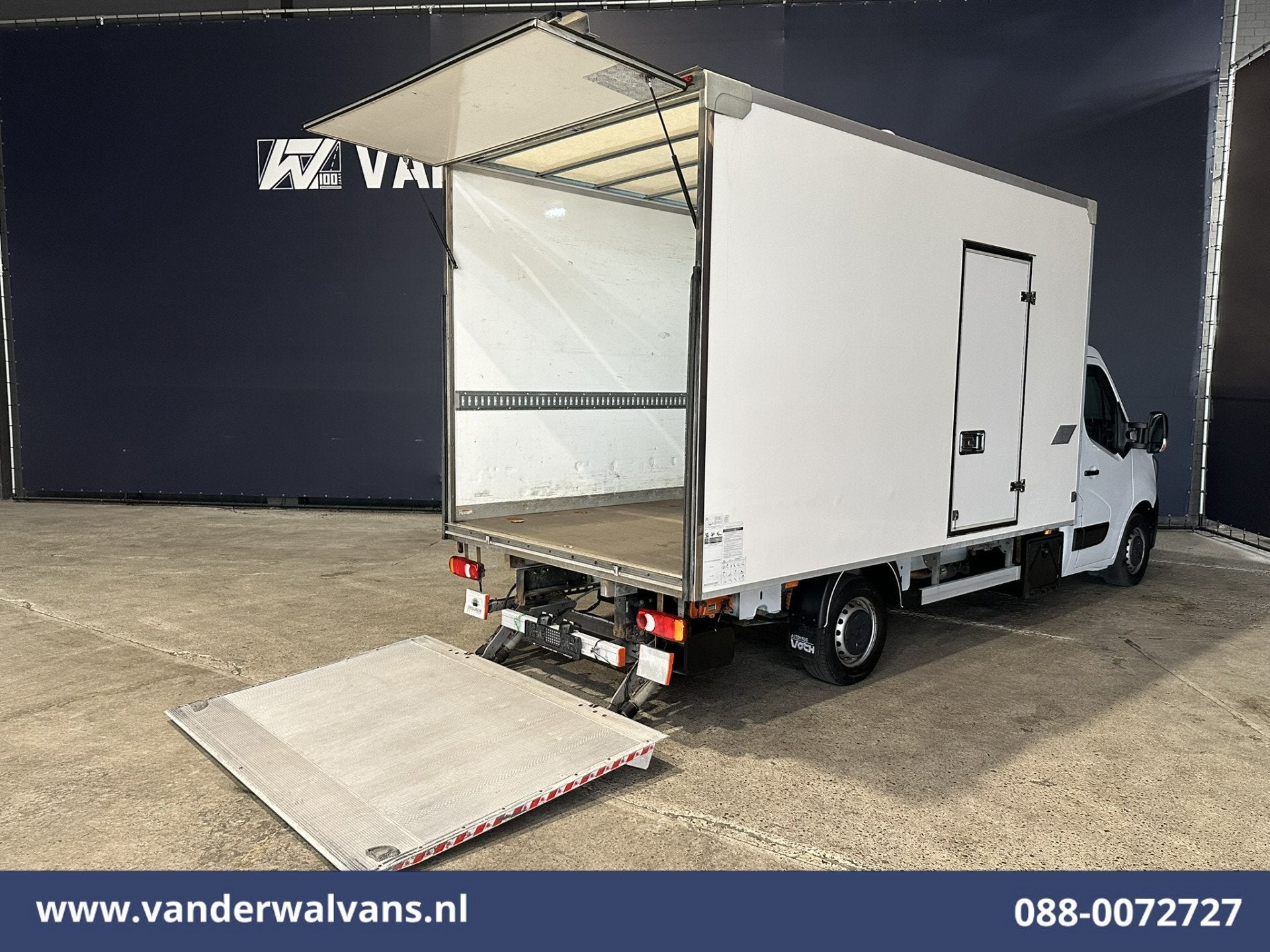 Renault Master 2.3 dCi 164pk Bakwagen 230cm Hoog Laadklep Zi, Voorwielaandrijving, Stof, Gebruikt, 4 cilinders