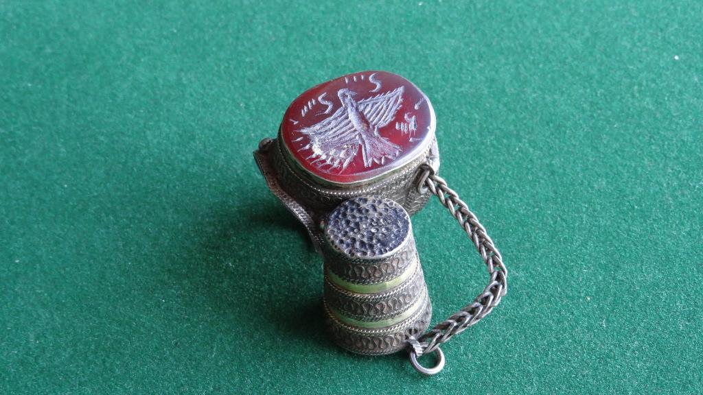Turkmenistan Huwelijksgeschenk Zegelring / Vingerhoed, Antiek en Kunst, Ophalen of Verzenden