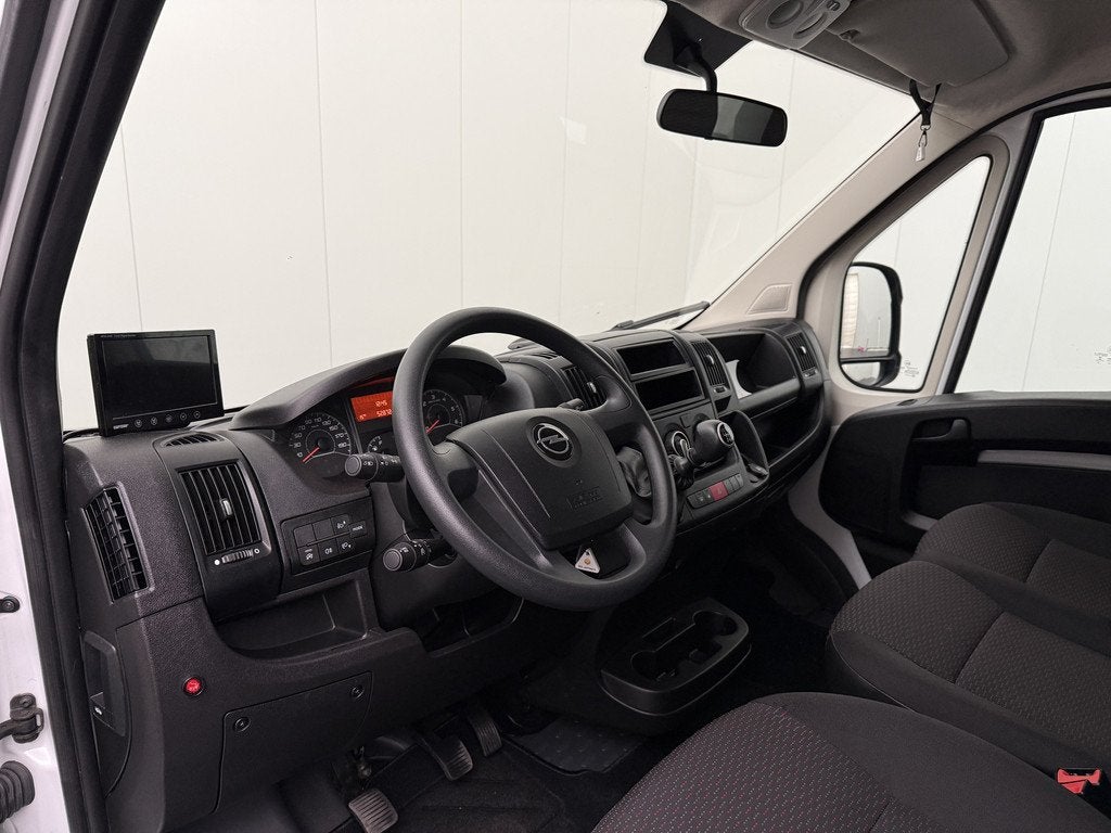 Opel Movano Bakwagen+Laadklep | 1046Kg Laadvermogen | Airco, Auto's, Stof, Gebruikt, Wit, 2356 kg