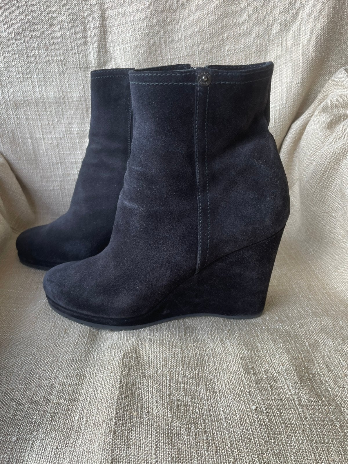 Prada zwarte suède laarzen maat 40.5 - ZSMN / Wedge boots, Ophalen, Zwart, Lage of Enkellaarzen, Zo goed als nieuw