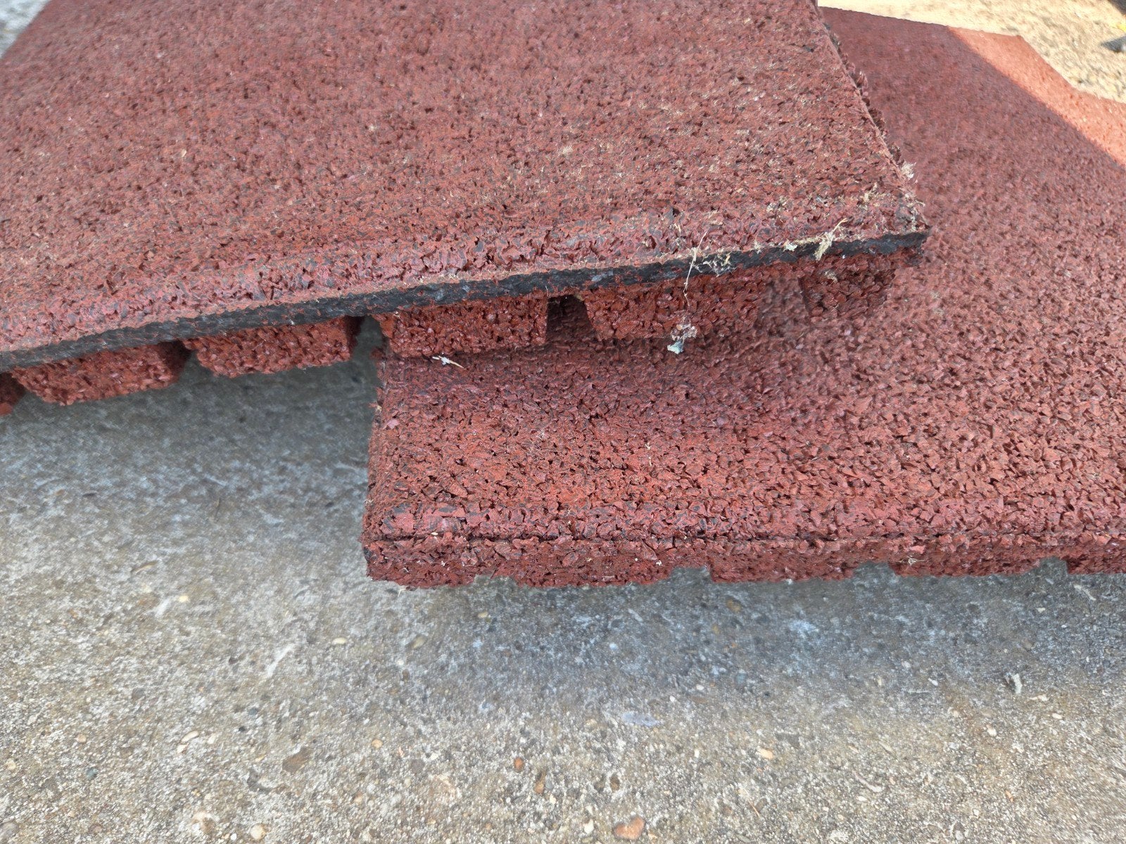 4 rubber tegels 30x30x3 cm - vervangt straattegel, Tuin en Terras, Tegels en Klinkers, Gebruikt, Overige typen, Rubber, Ophalen of Verzenden
