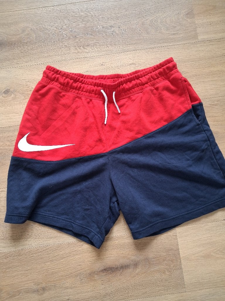 Nike jogging short rood/blauw - Maat XL, Kleding | Heren, Meerkleurig, Nike, Maat 56/58 (XL), Ophalen of Verzenden