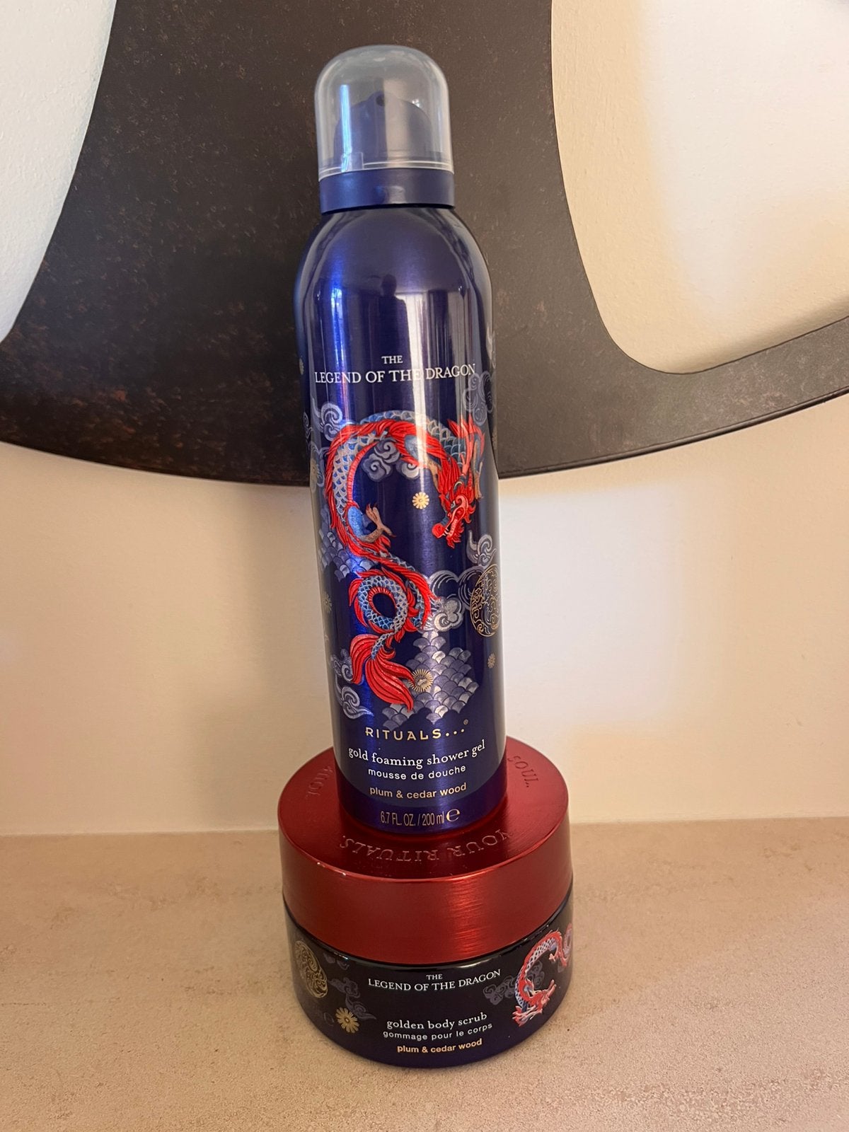 Rituals Legend of the Dragon foam & body scrub 💜❤️🐍 Nieuw!, Ophalen of Verzenden, Nieuw, Bad & Douche