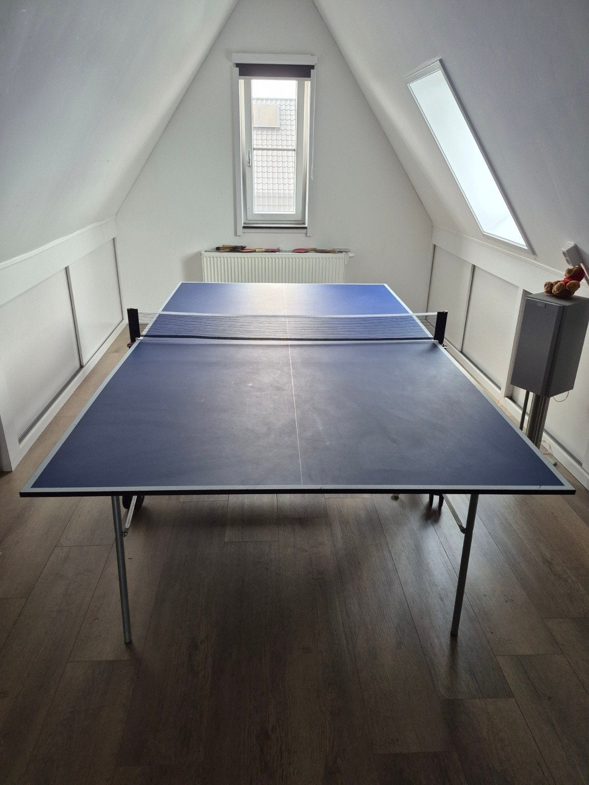 Tectonic Tafeltennistafel - Inklapbaar en Verrijdbaar, Ophalen
