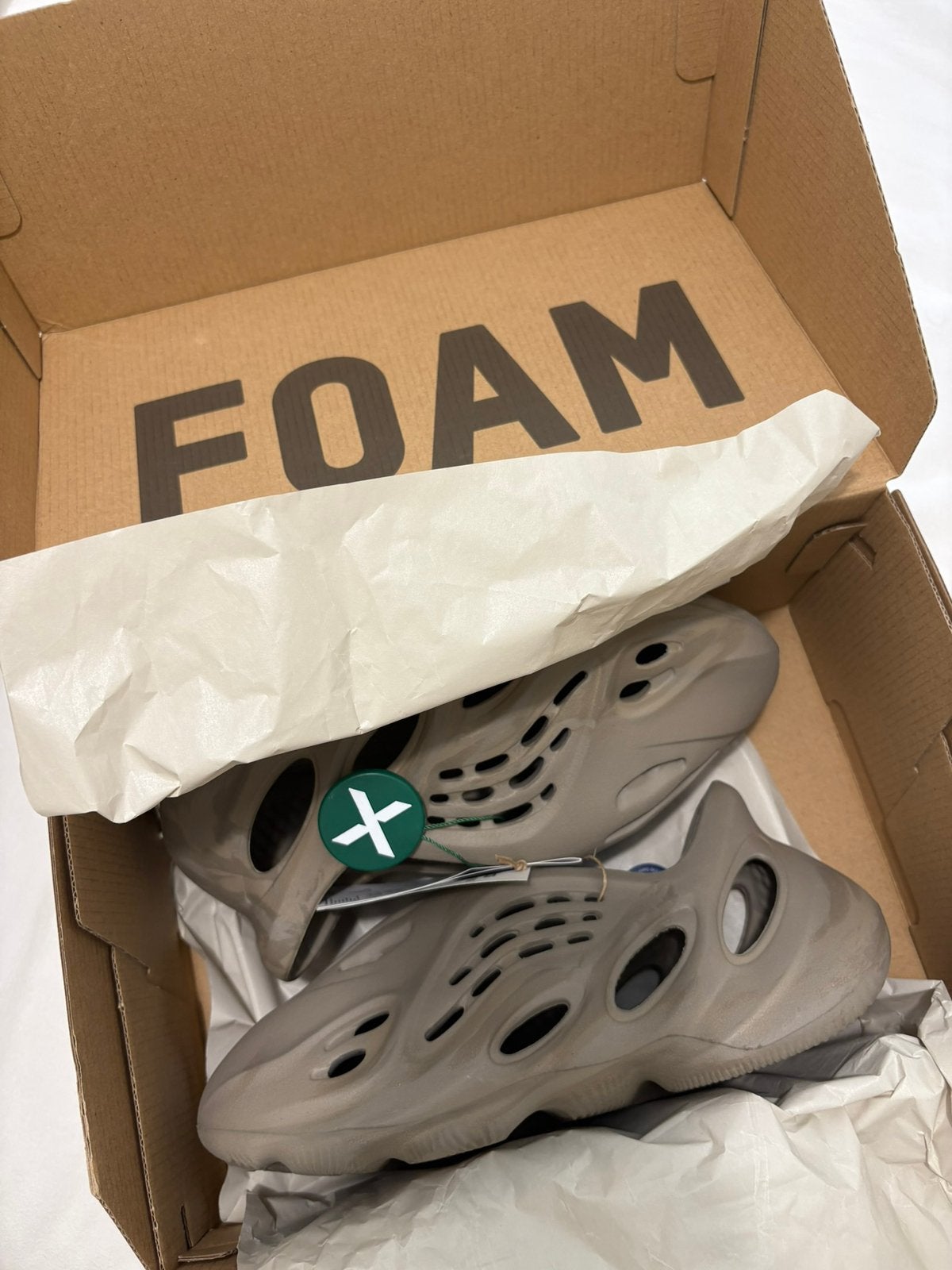 Yeezy Foam Runners, Overige kleuren, Nieuw, Ophalen of Verzenden, Sneakers of Gympen