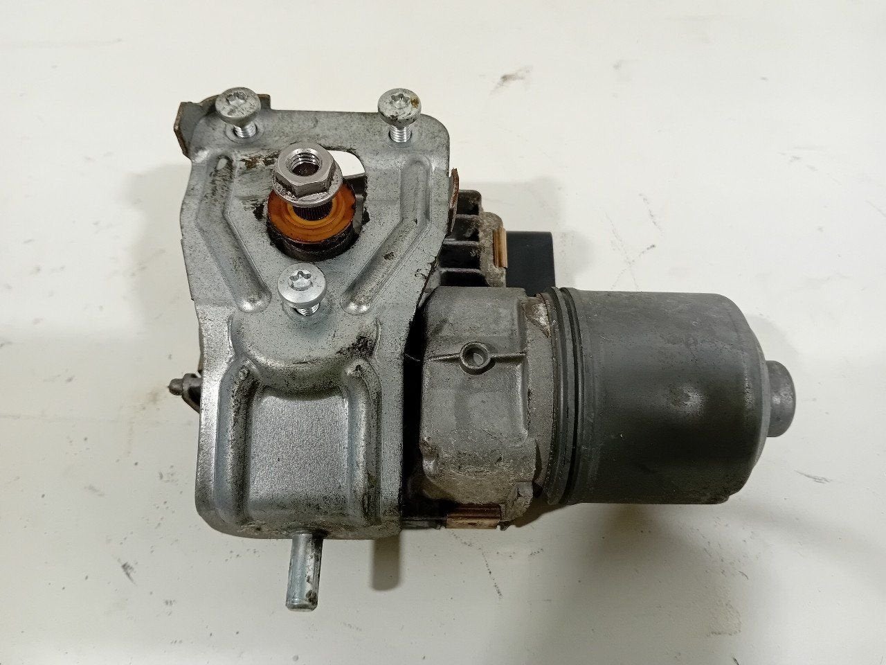 Ruitenwissermotor voor Volkswagen Golf, Onderdelen@venauto.nl, Van der Ven Autorecycling B.V., Gebruikt, Ettenseweg 76, 4706 PB Roosendaal, The Netherlands