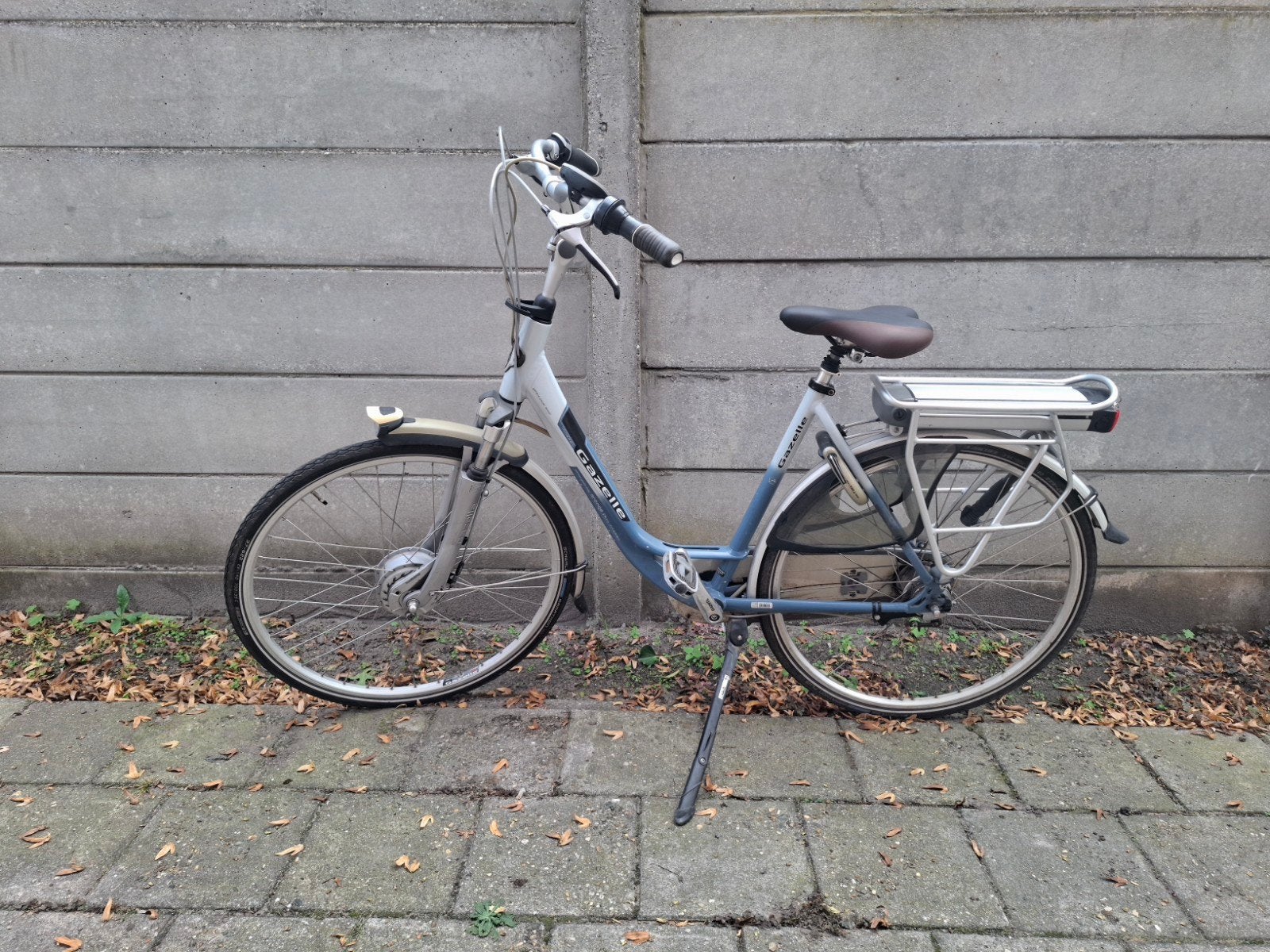Gazelle puls elektrische damesfiets
28 inch wielen
Framehoog, Ophalen, Zo goed als nieuw, 51 tot 55 cm, 50 km per accu of meer